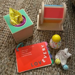 Lovevery “the senser play kit” Months 5-6
